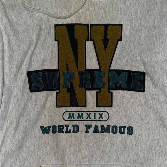 Supreme Gray Crewneck Sweater with Vintage NY Graphic